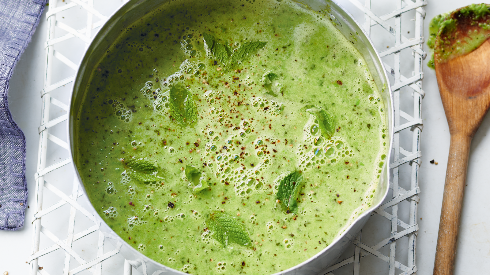 pea and asparagus soup